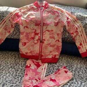 Adidas track suit sets 🎀